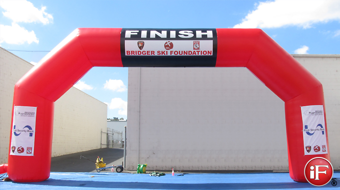 40ft_inflatable_angle_arch_2