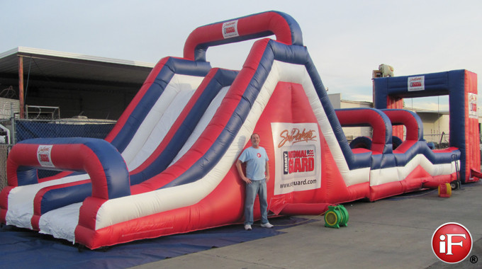 inflatable_obstacle_course4