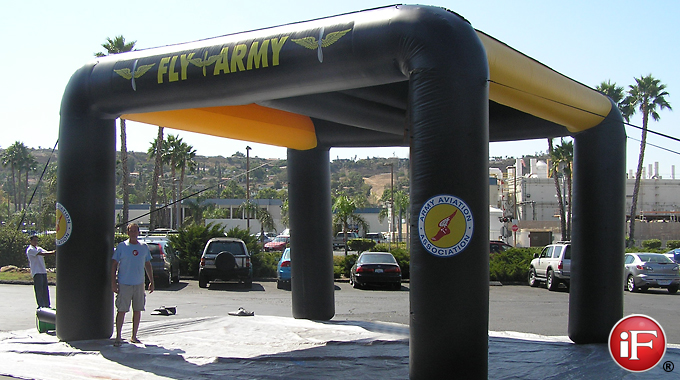 inflatable_square_tent_3