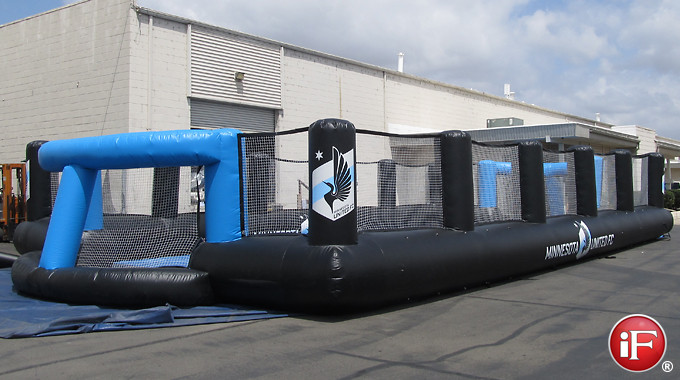 inflatable_soccer_field2